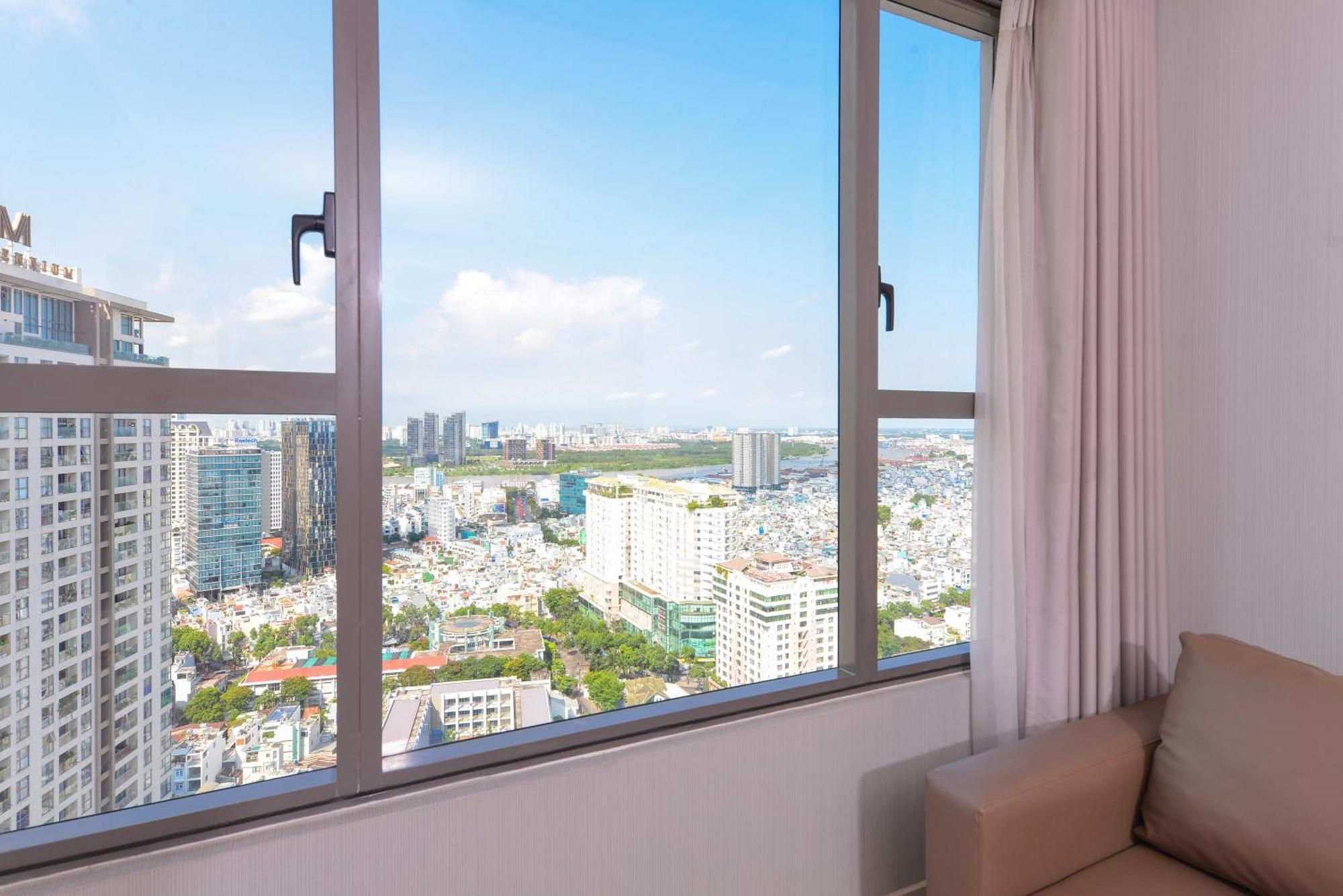 Yo'S Homes Rivergate Apartment Infinity Pool Near District 1 Хошимин Экстерьер фото